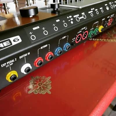 Line 6 Helix Floor + Backpack + Screen Guard + Connector Tag Kit image 4