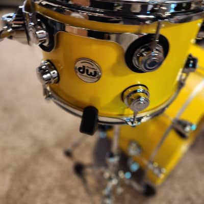 DW Collectors  Series LACQUER SPECIALTY 2026 -Aztec Gold over White Pearl Gloss w/Chrome Hardware image 4