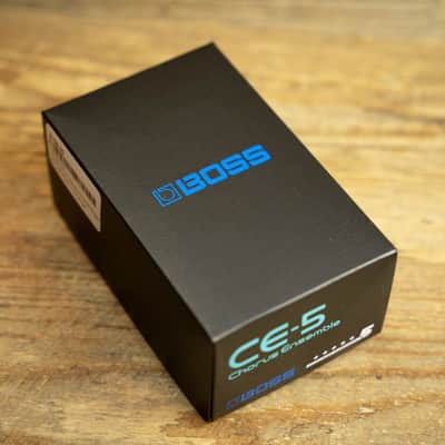 BOSS CE-5 Stereo Chorus Ensemble Pedal image 4