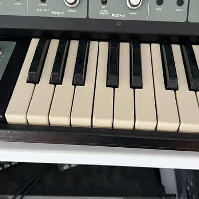 Roland SH-5 Synth image 7