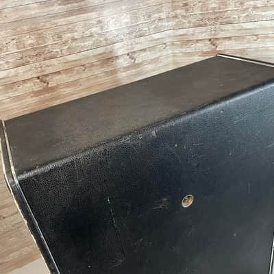 Traynor YC-810 8x10 Guitar/Bass Speaker Cabinet 1970s image 8