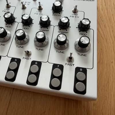 Soma Laboratory Lyra-8 Organismic Synthesizer White image 5