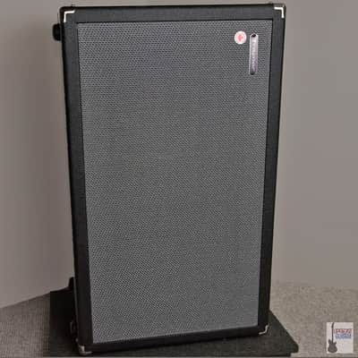 Traynor DHX212 DarkHorse 50-Watt 2x12" Guitar Speaker Cabinet