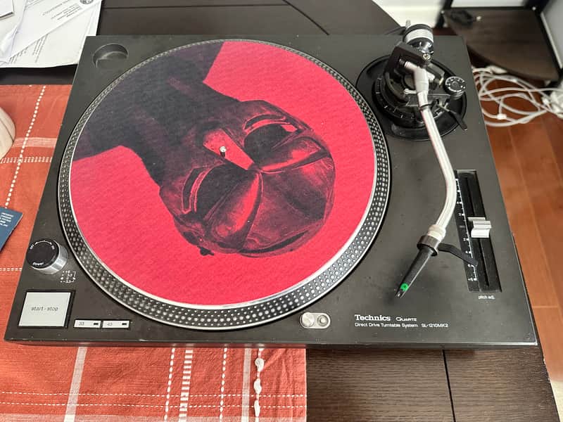 Technics SL-1210mk2