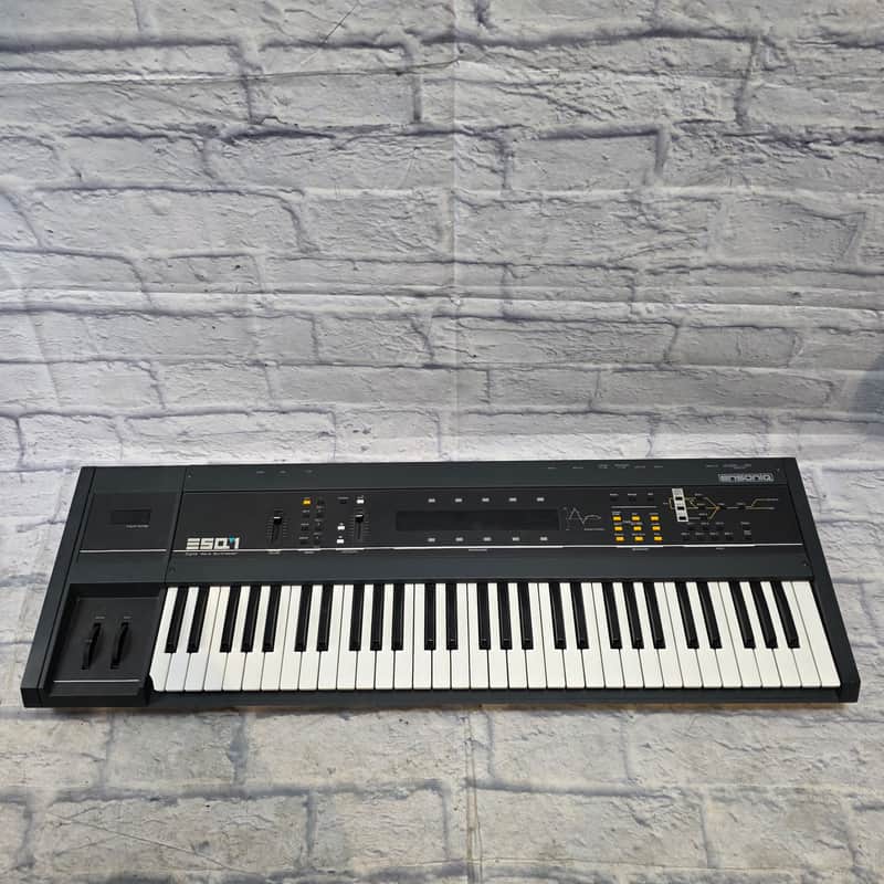 Ensoniq ESQ-1 Wave Synthesizer image 1