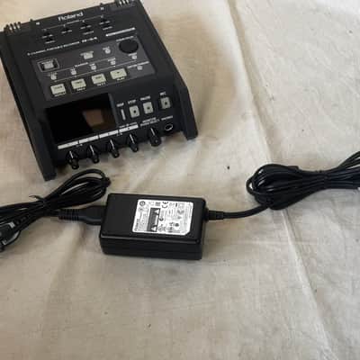 Edirol Roland R-44 Solid-State Four-Channel Portable Field Recorder image 9