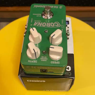TC Electronic Corona Chorus 2011 - Present - Green image 4