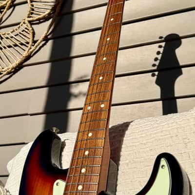 1998 Fender Classic Series '60s Stratocaster Rosewood Fretboard 3TSB, Equipped with Proper Passive image 6