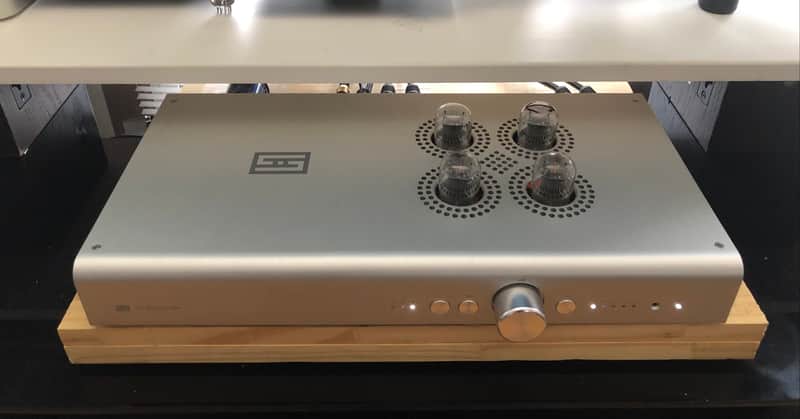 Schiit Freya  silver image 1