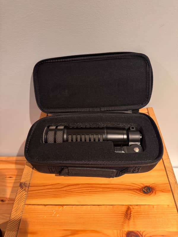Electro-Voice RE320 Cardioid Dynamic Microphone 2011 - Present - Black image 1