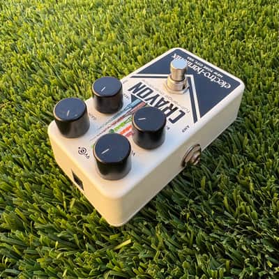 Electro-Harmonix Crayon 69 Full-Range Overdrive 2015 - Present White with Vertical Crayons image 4