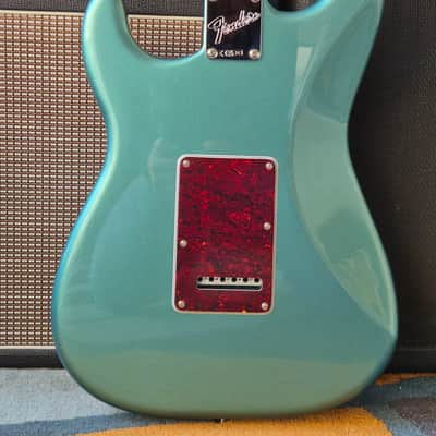 Fender American Professional Classic Stratocaster 2025 - Faded Sherwood Green Metallic image 9