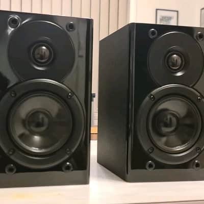 Polk Audio TSi200 Cherry High Performance Bookshelf Speakers, Pair