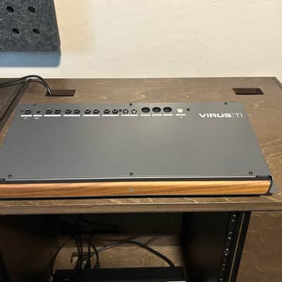 Access Virus TI2 Desktop Digital Synthesizer 2010s Black imagen 10