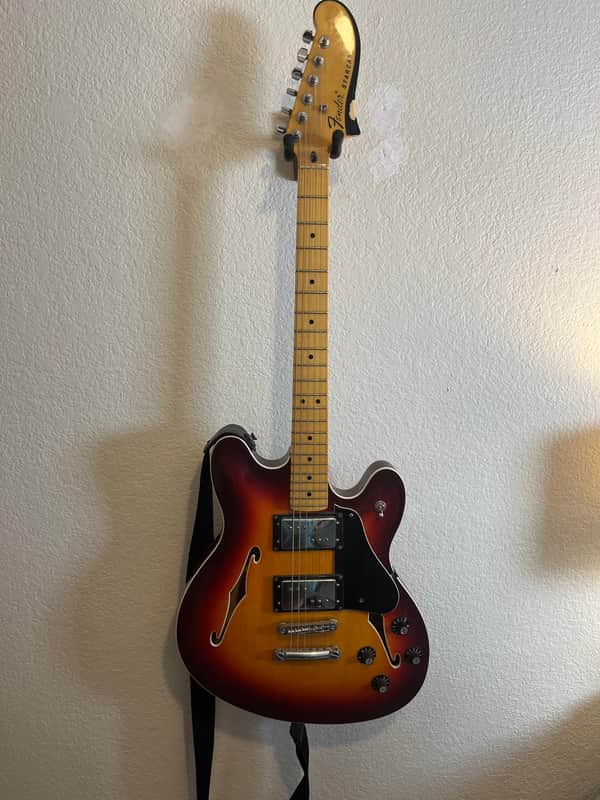 Fender Modern Player Starcaster Guitar 2014 - 2017 - Aged Cherry Burst