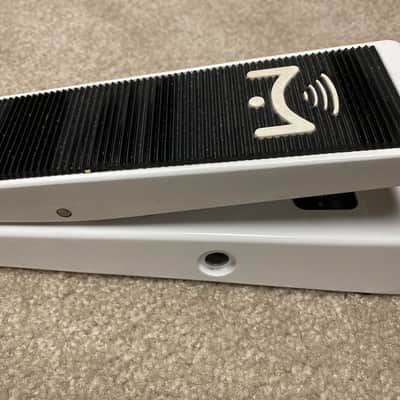Mission Sp-1  Chris Broderick White Expression Pedal image 4