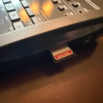 Zoom R8 Recorder: Interface: Controller: Sampler 2010s - Black image 10
