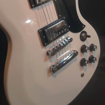 Leo Jaymz- Gloss White Double Cut Guitar/ Free Shipping/Fully set up/ Outstanding Value image 4