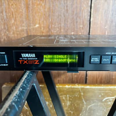 YAMAHA TX81Z FM TONE GENERATOR SYNTHESIZER New internal battery image 3