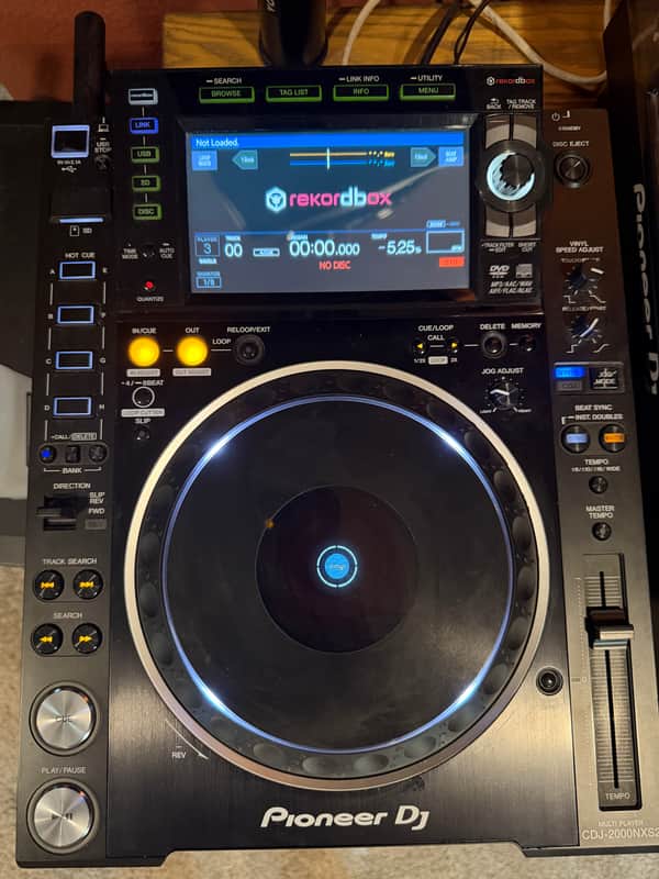 Pioneer CDJ-2000NXS2 Professional Multi Player