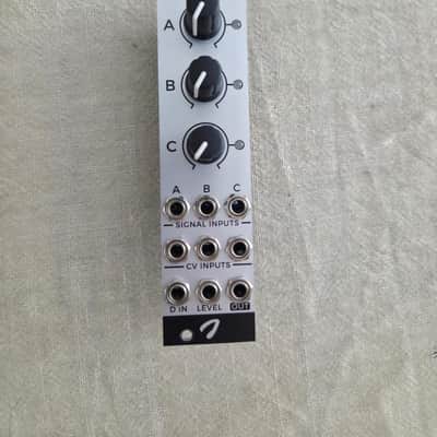 Joranalogue Audio Design Mix 3 2017 - Present - Silver image 1