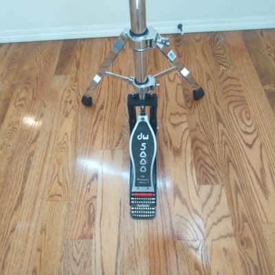 DW 5000 2 leg hi hat stand, swallow foot pedal, DW clutch excellent condition! Bild 2