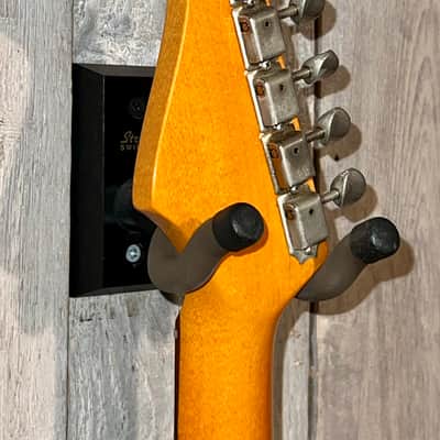 1984 Fender American Vintage Reissue AVRI '62 Stratocaster 3-Tone Sunburst (Fullerton Plant) Includes OHSC & Pro Setup ! image 14