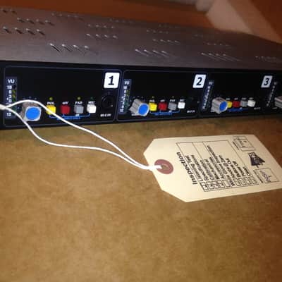 API 3124+ 4-Channel Mic Preamp – Original Box image 2