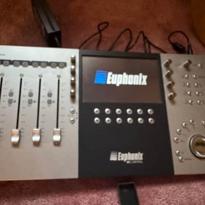 Euphonix MC Control 4-Fader DAW Control Surface with Touch Screen 2000s - Silver image 2