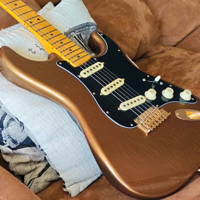 Fender Bruno Mars Signature Stratocaster 2023 - Mars Mocha image 22