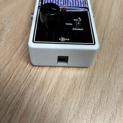 Electro-Harmonix Holy Grail Neo Reverb Black / Purple image 6