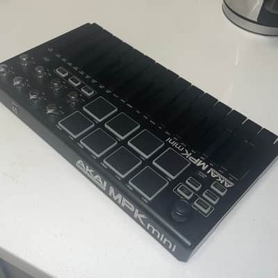 Akai MPK Mini MK3 Limited Edition Black 2020 - Black image 6