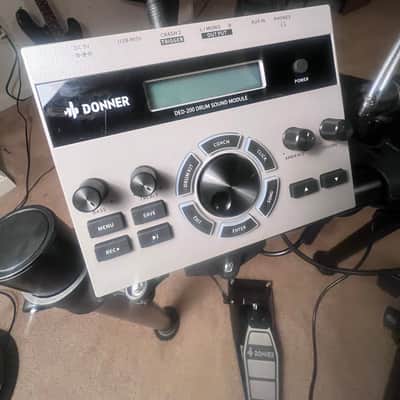 Donner DED-200X Electronic Drum Set, Electric Drum Kit with Quiet Mesh Drum Pads, 2 Cymbals w/Choke, 31 Kits and 450+ Sounds, Throne, Headphones, Sticks, USB MIDI, Melodics Lessons (5 Pads, 4 Cymbals) image 16