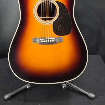 Martin 10Y25D28SUNBURST Martin D-28 Standard Series Acoustic Guitar, 1935 Sunburst image 1