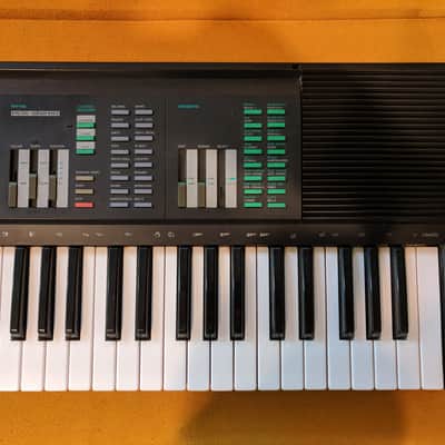 Yamaha PSR-32 image 4