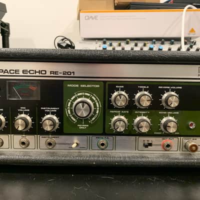 Roland RE-201 Space Echo Tape Delay / Reverb