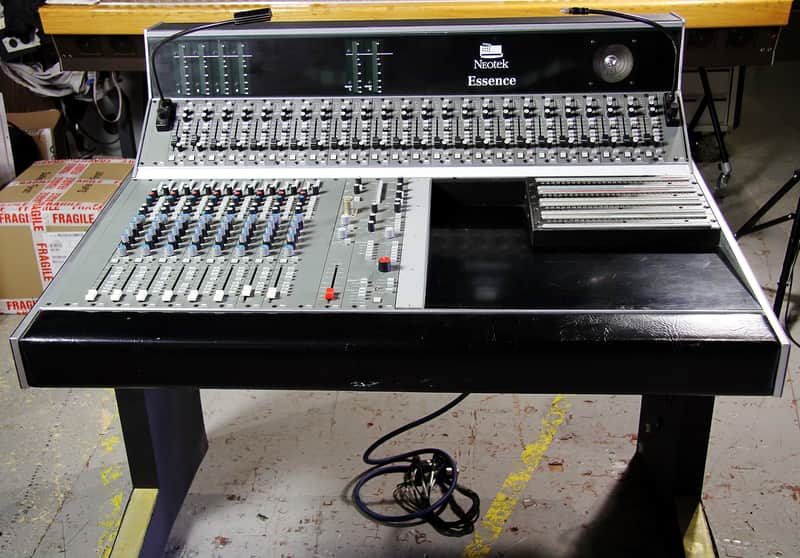 NEOTEK ESSENCE Mixer grey image 1