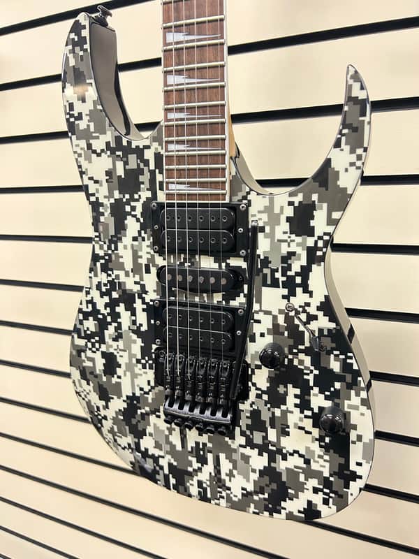 Ibanez RG370DXGP3 Standard 2008 - 2009 - Black with White Digital Camo Graphic image 1