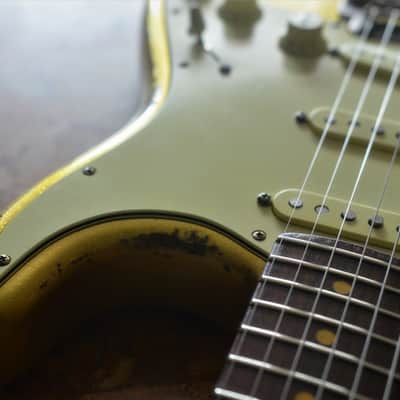 American Standard Fender Stratocaster Custom Relic Gold Sparkle image 21
