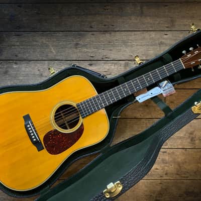 2021 Martin D-28 Authentic 1937 Aged Ltd Ed. - Natural finish & case image 18