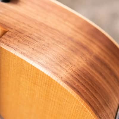 Taylor BBTe Left-Handed Big Baby Taylor Acoustic/Electric Guitar with Gig Bag image 10