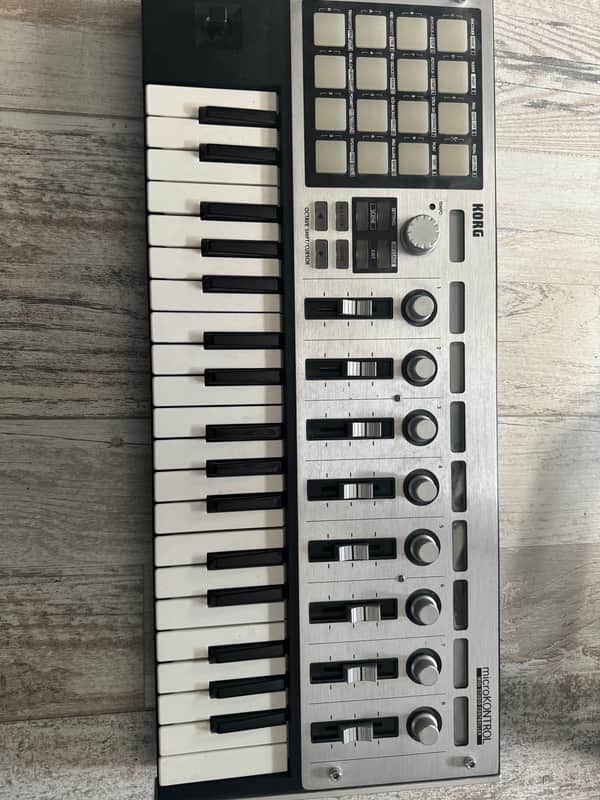 Korg MC-1 microKontrol 2010s - Silver image 1