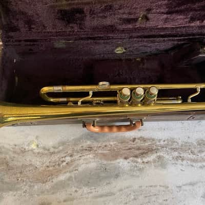 Great ‘54 Olds Ambassador (LA Factory) With Original Case & Mouthpiece! YouTube Video Review! image 10