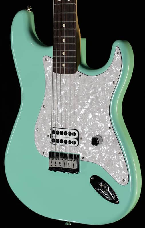 Fender Limited Edition Tom DeLonge Stratocaster Rosewood Fingerboard Surf Green (487) image 1