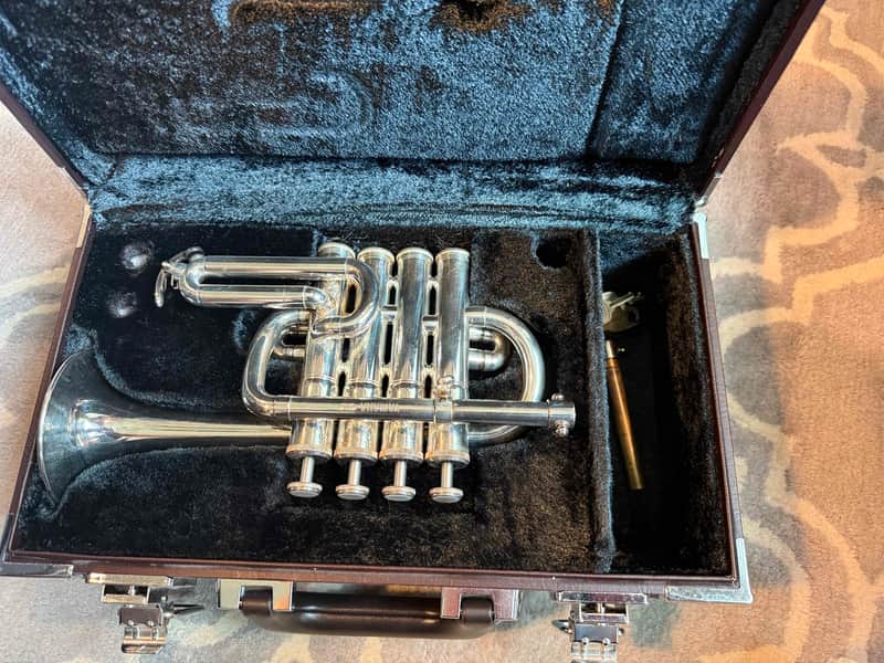 Yamaha B♭/A Piccolo Trumpet - Model YTR6810S 1982 - Silver image 1