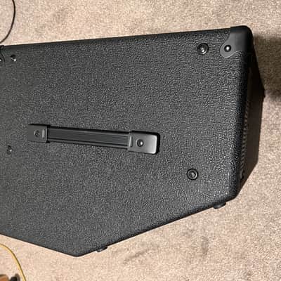Ampeg BA-112v2 75-Watt 1x12" Bass Combo 2014 - Present - Black image 6
