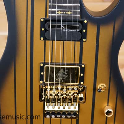 Schecter Synyster Gates Signature Custom-S Sustainiac - Satin Gold Burst image 5
