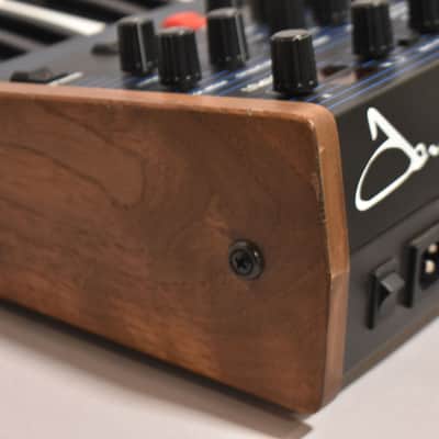 Dave Smith Instruments OB-6 6-Voice Polyphonic Analog Synthesizer image 11