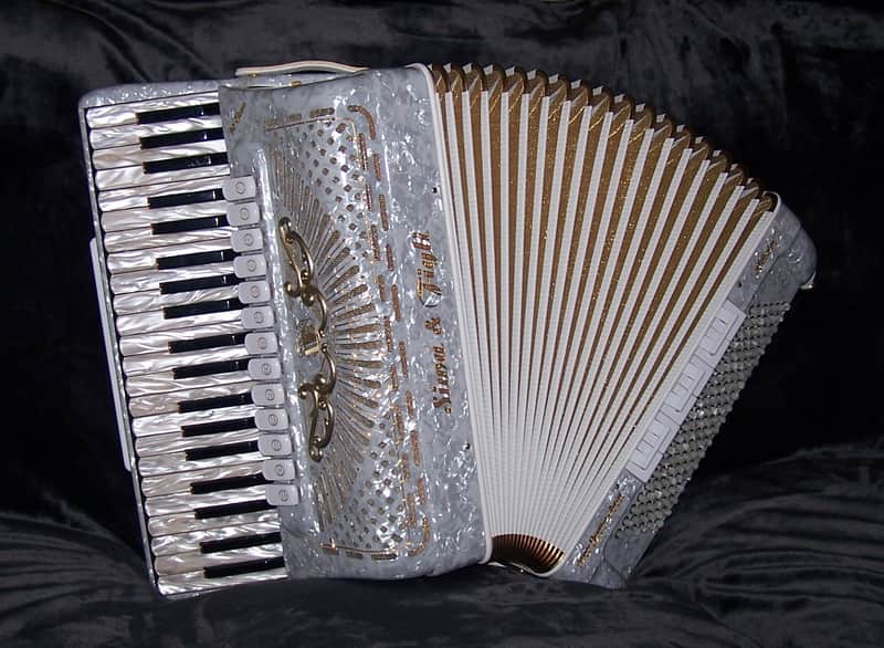 Siwa & Figli Super Quattro Artist "White Star" Accordion image 1