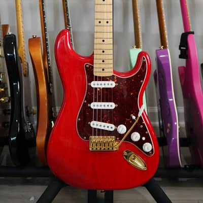 Fender Deluxe Players Stratocaster | Reverb
